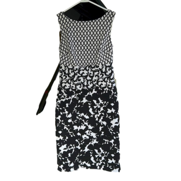 White House Black Market cocktail dress, size 0, Like New